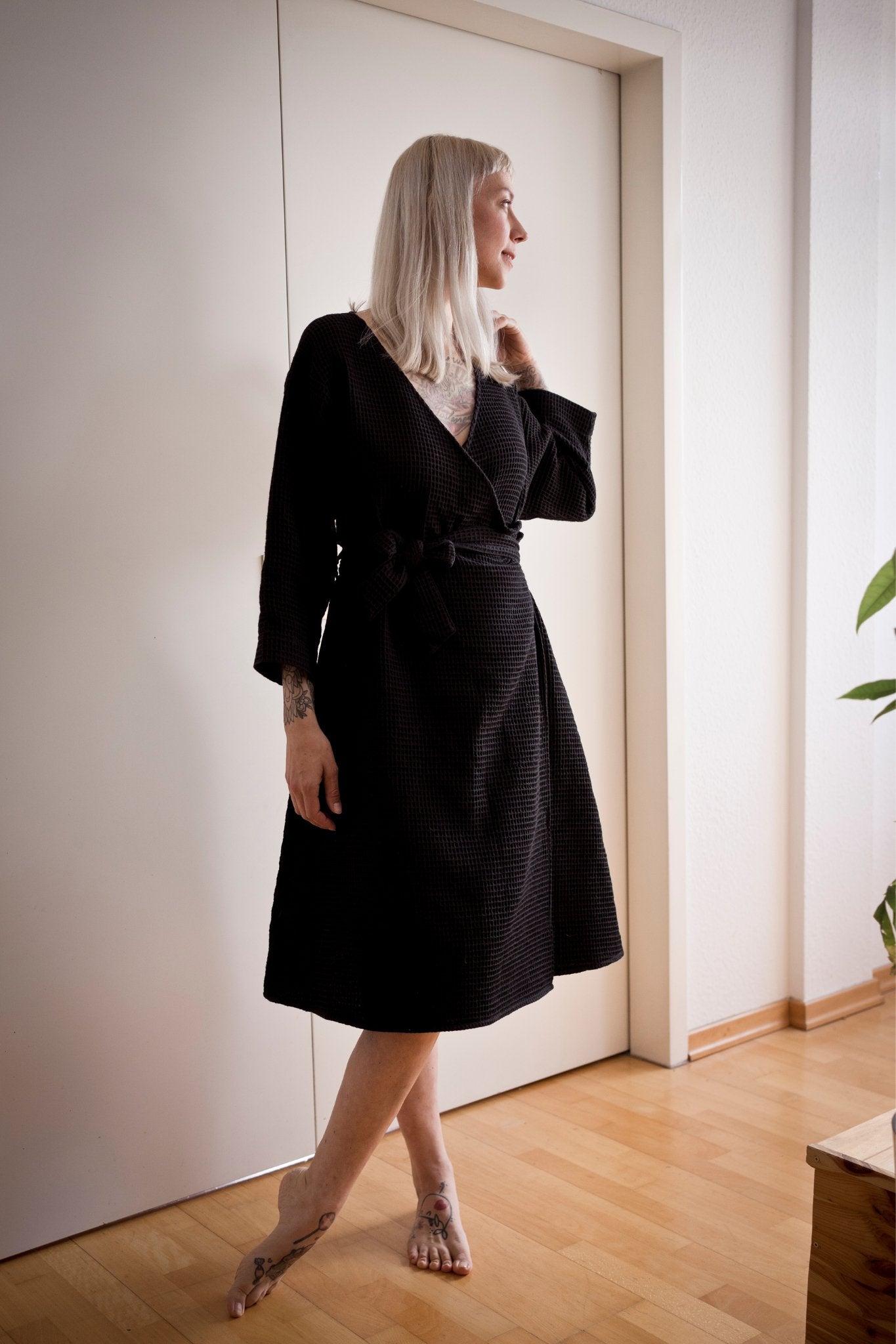 Kimono Morgenmantel MAYA Schwarz - Wolf Mothers