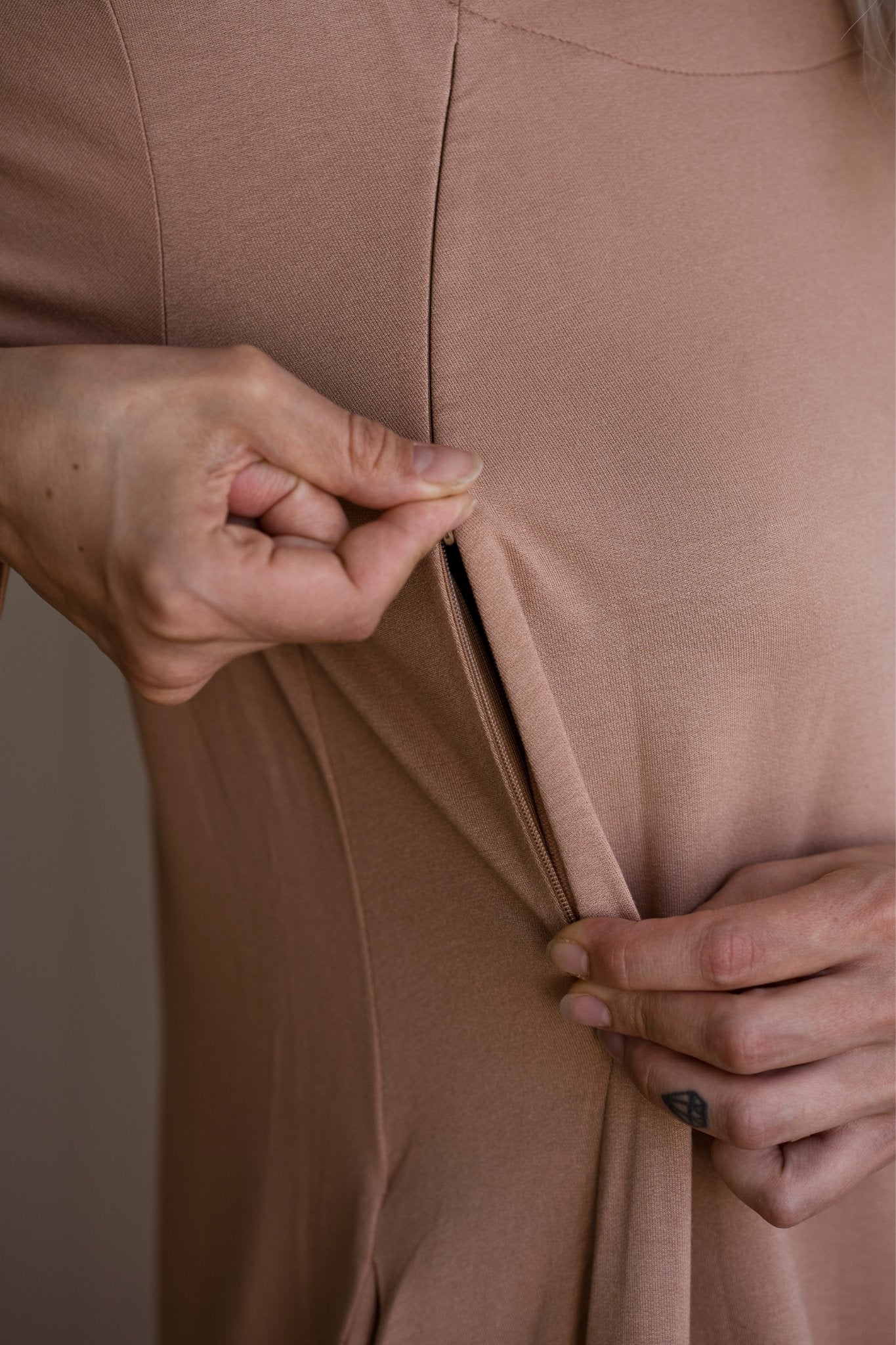 Kleid JANE Beige - Wolf Mothers